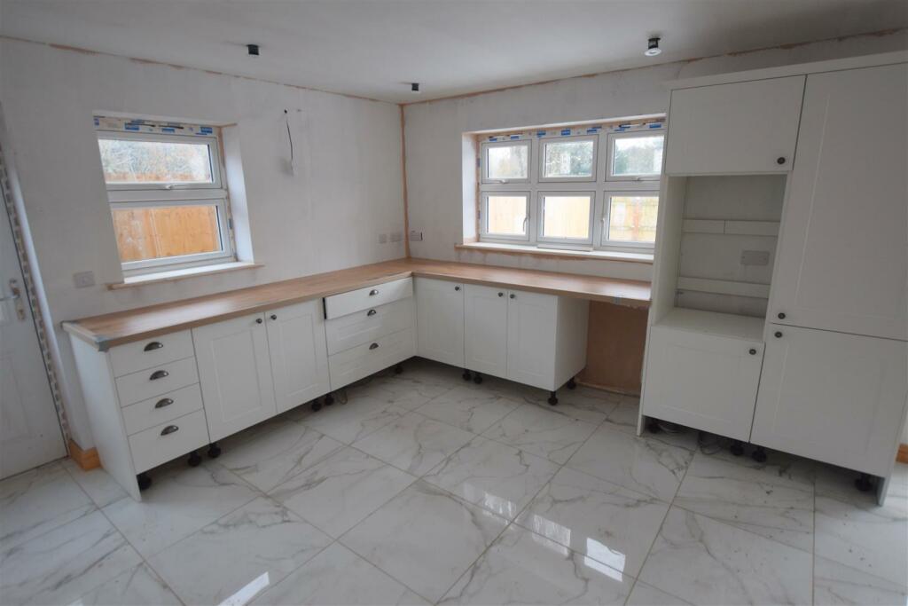 Additional property image - St Johns Road, Smalley