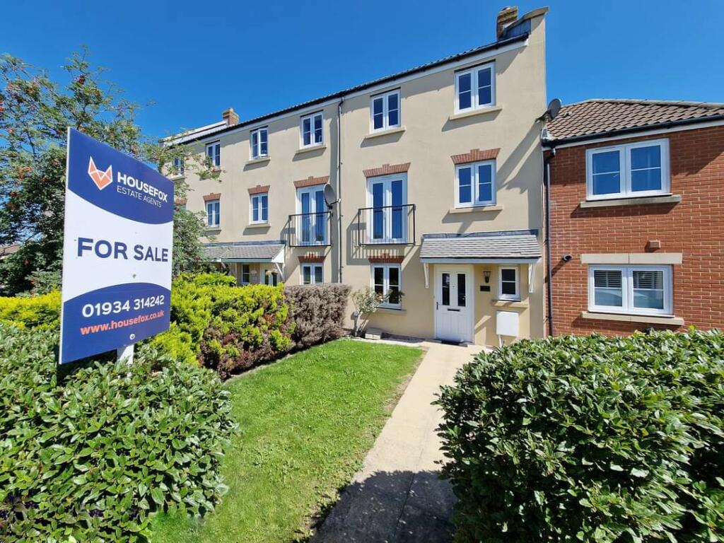 4 bedroom terraced house for sale in De Salis Park, West Wick, Weston