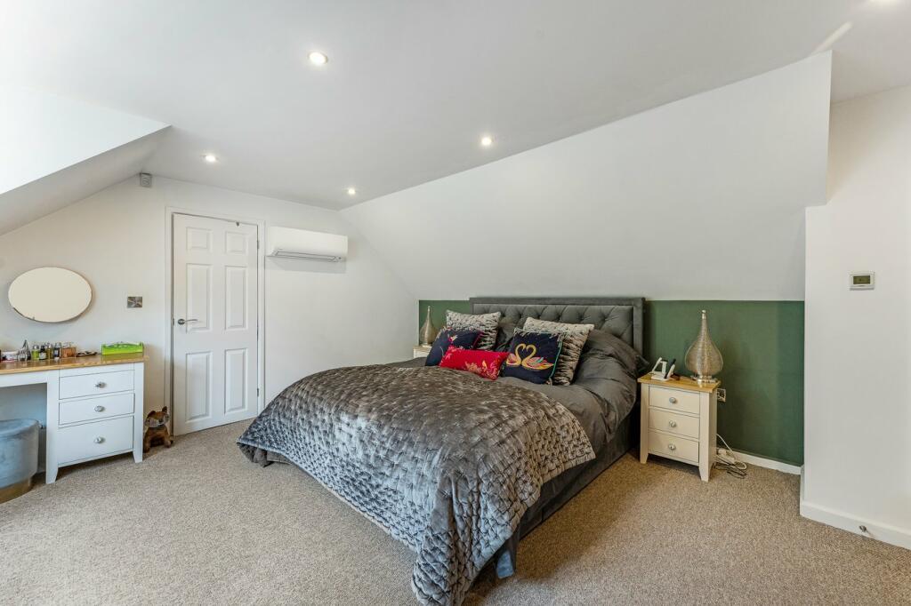 Additional property image - Nortons Wood Lane, Clevedon, BS21