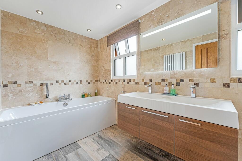 Additional property image - Nortons Wood Lane, Clevedon, BS21