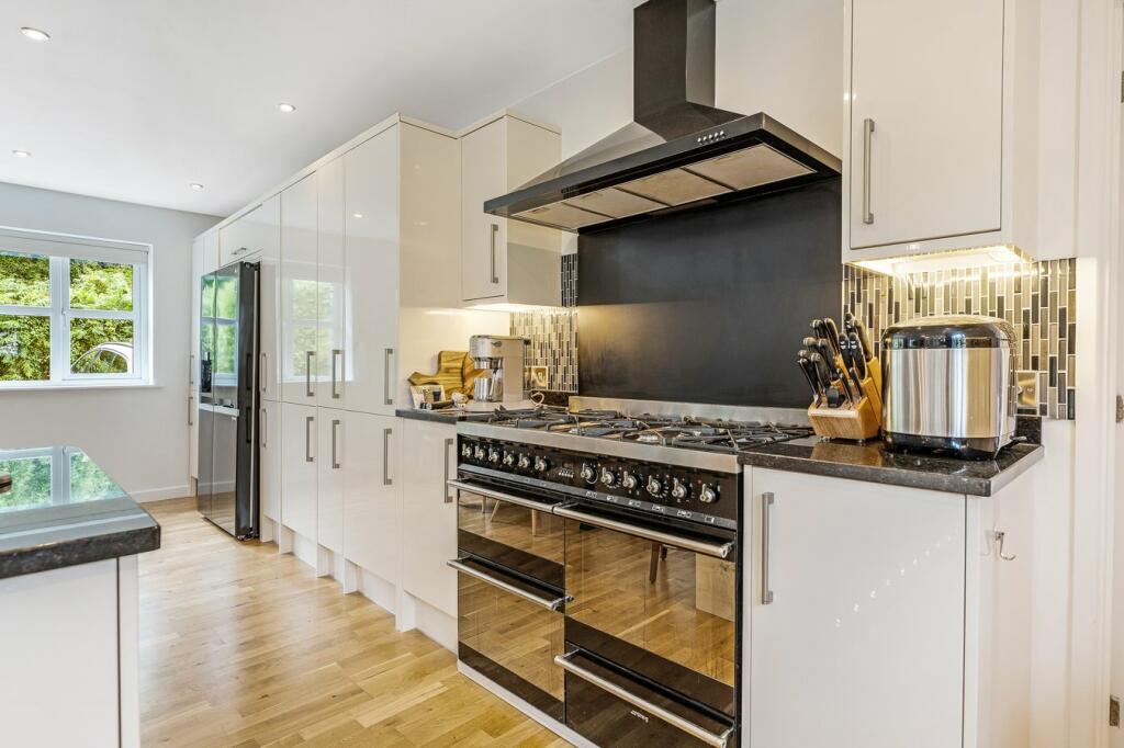 Additional property image - Nortons Wood Lane, Clevedon, BS21