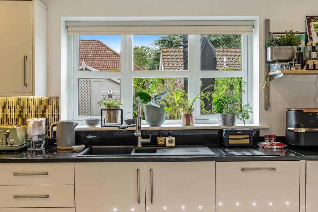 Additional property image - Nortons Wood Lane, Clevedon, BS21