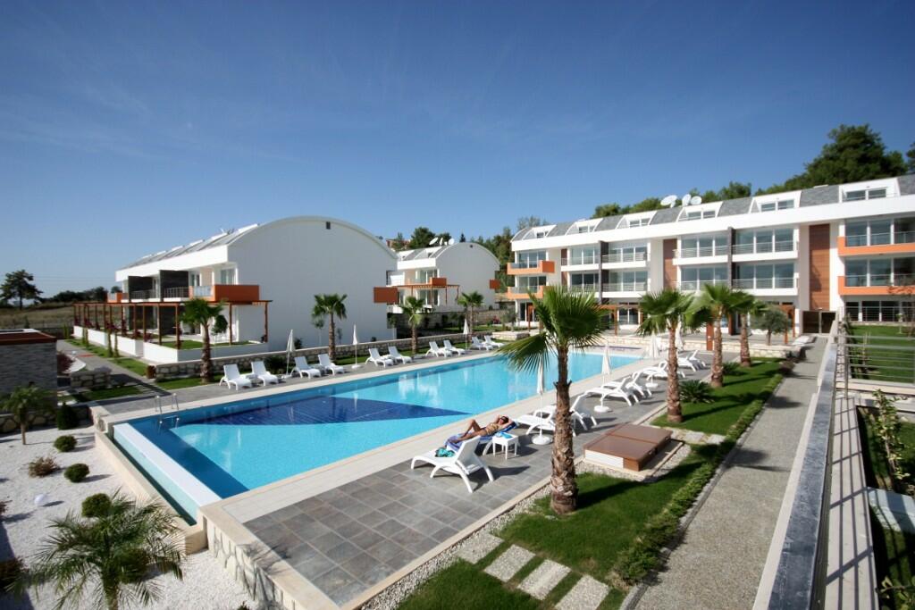 Ground Flat for sale in Side, Antalya