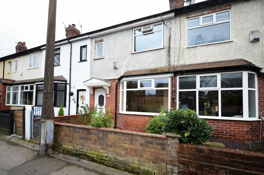 Main image of property: Lumb Lane, Droylsden, M43