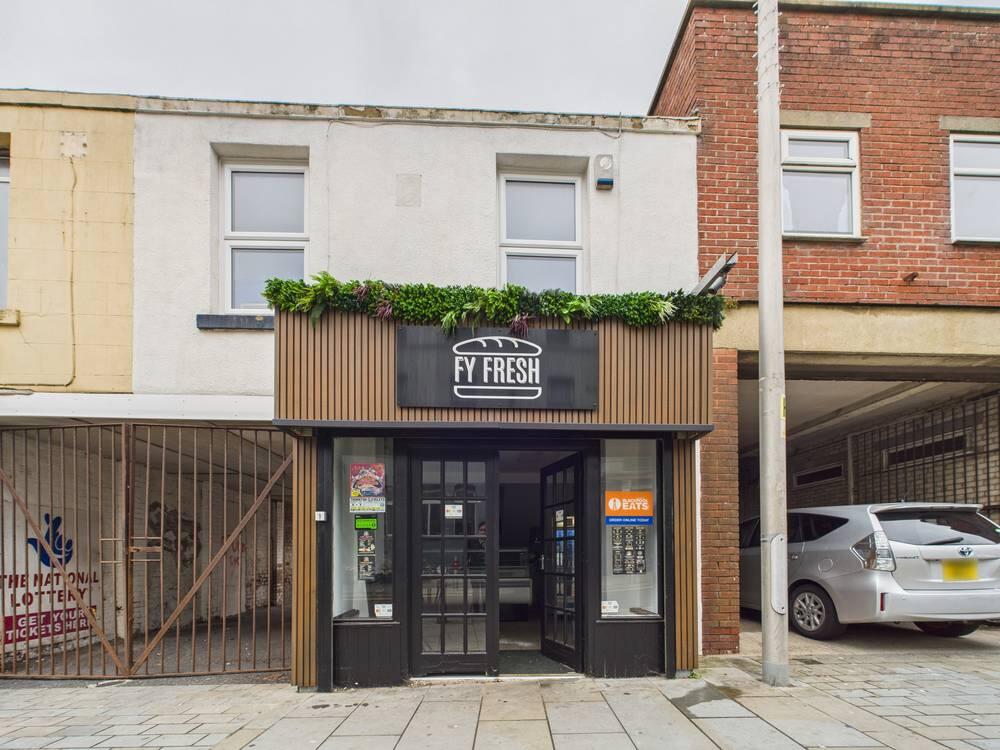 Main image of property: 32 Deansgate, Blackpool, FY1 1BN