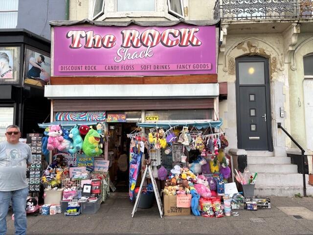 Main image of property: 44a Central Drive, Blackpool, FY1 5QA