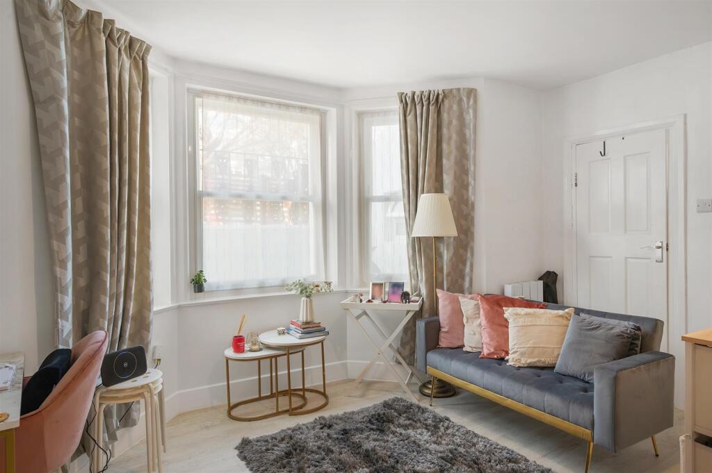 Main image of property: Oakhill Road, East Putney, London, SW15