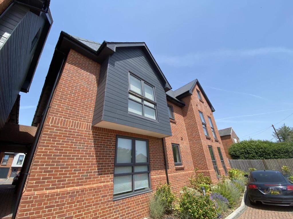 Main image of property: Francis Close, Thatcham