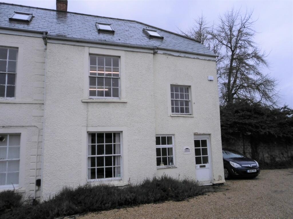 Main image of property: Waterloo House, 18 The Waterloo, Cirencester, Gloucestershire GL7 2PY