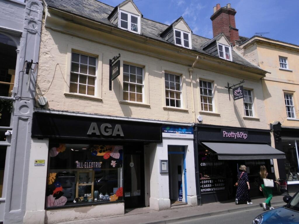 Office to lease in First Floor Offices, 24 Castle Street, Cirencester, Gloucestershire GL7 1QH, GL7