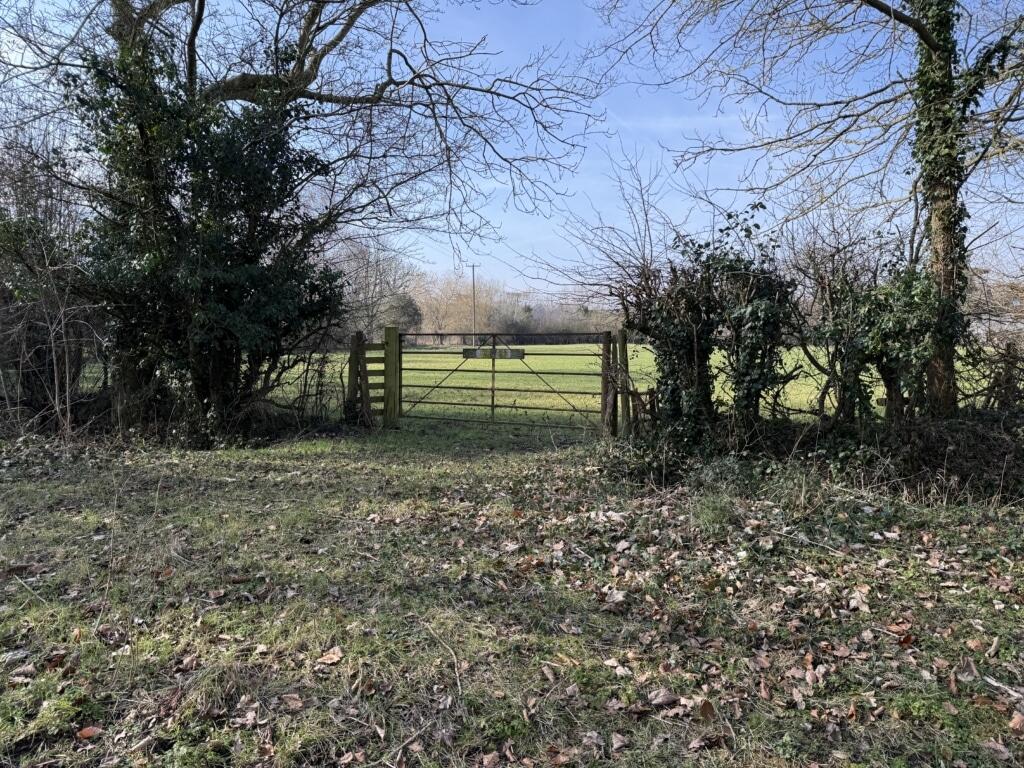 Main image of property: Paddock at Noke, Nr Oxford,  Oxfordshire OX3 9TX