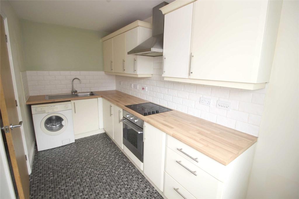 2 bedroom apartment for sale in Tapestry Gardens, Birkenhead, Wirral, CH41