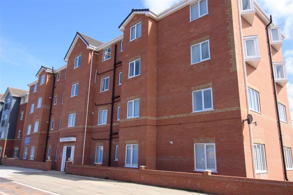 2 bedroom flat for sale in Vauxhall Road, Liverpool, L5