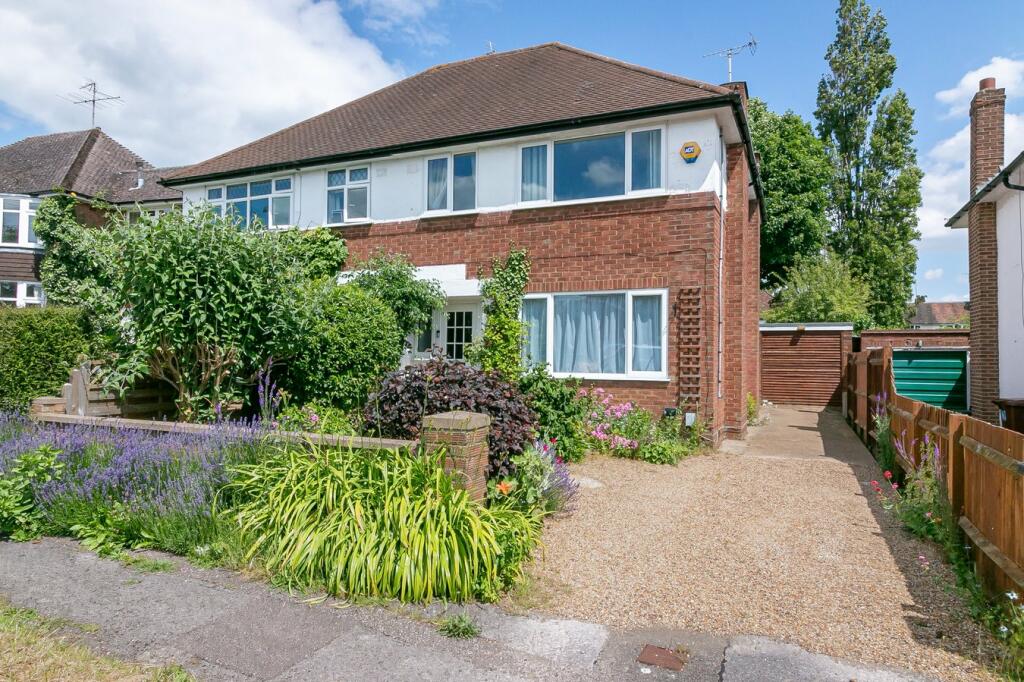 Main image of property: Haymoor, Letchworth Garden City, SG6