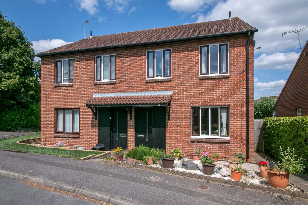 Main image of property: Beverley Gardens, St Albans, AL4