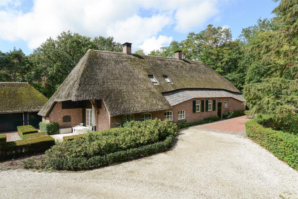 4 bedroom farm house for sale in Noordbrabant, Helvoirt, Netherlands
