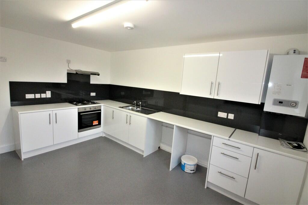 Additional property image - 16 Southbourne Grove, Bournemouth, Dorset
