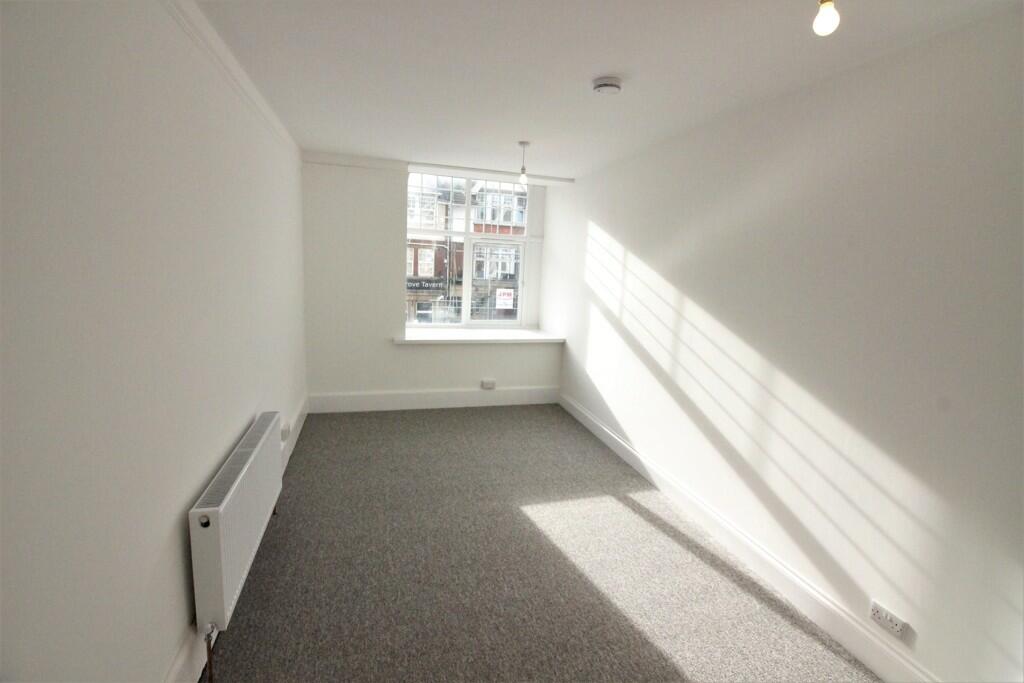Additional property image - 16 Southbourne Grove, Bournemouth, Dorset