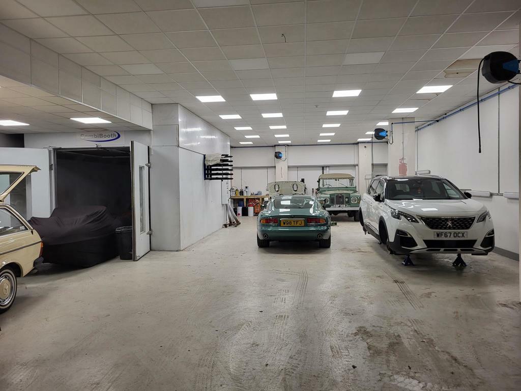 Additional property image - No 2 Ground Floor, 1 Airfield Road, Christchurch, Dorset