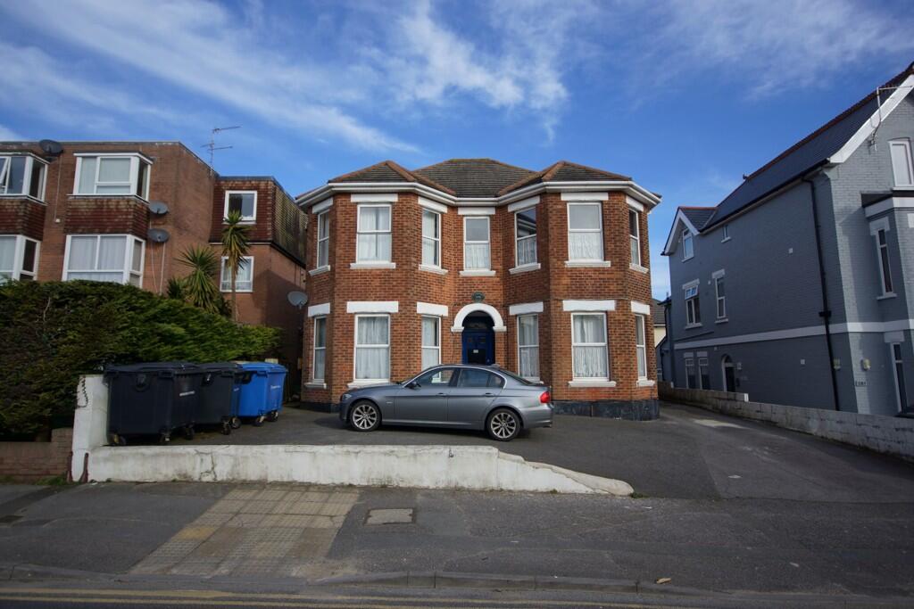 Additional property image - Flat 5, Harkwood Court, 179 Bournemouth Road, Bournemouth, Dorset
