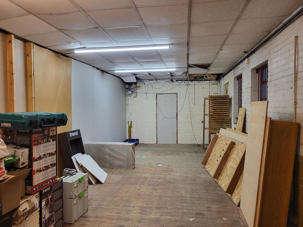 Additional property image - 23 Groveley Road, Christchurch, Dorset