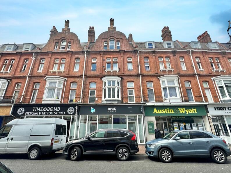 Main image of property: 111 Old Christchurch Road, Bournemouth, Dorset