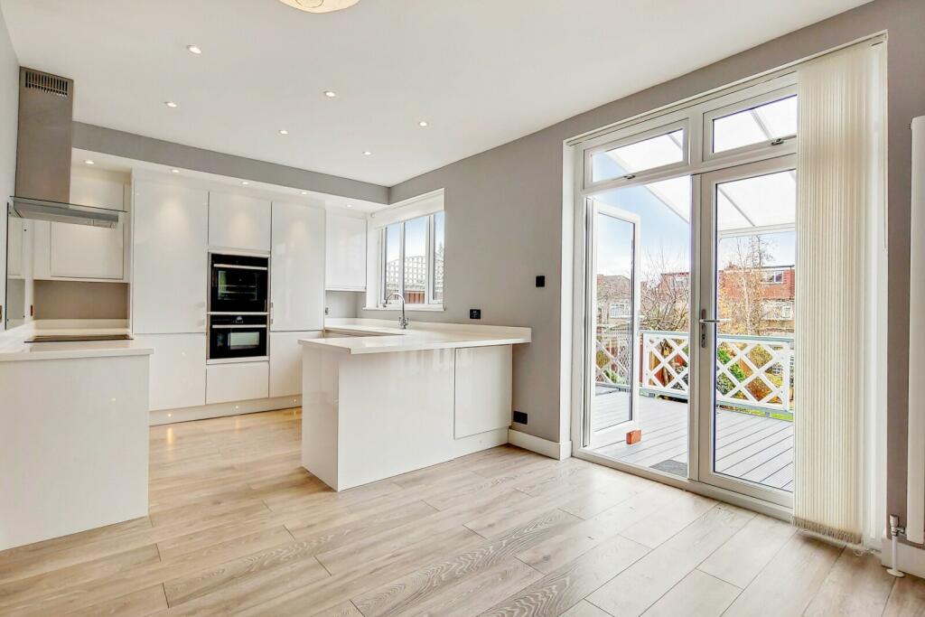 Main image of property: Parkway, London, SW20