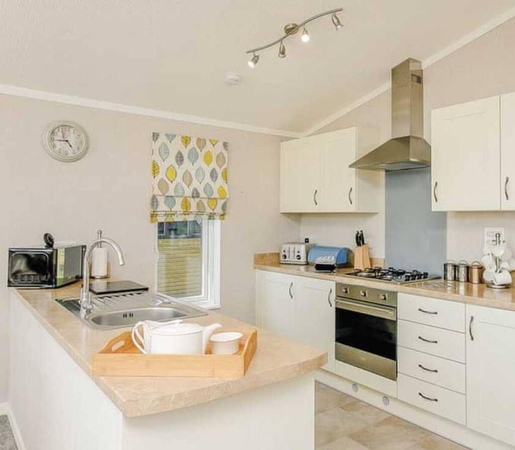 Additional property image - Overseal, Derbyshire, DE12 6ND