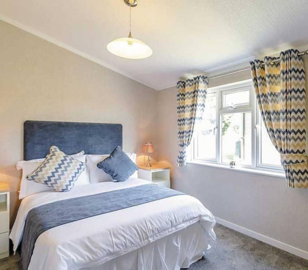 Additional property image - Overseal, Derbyshire, DE12 6ND