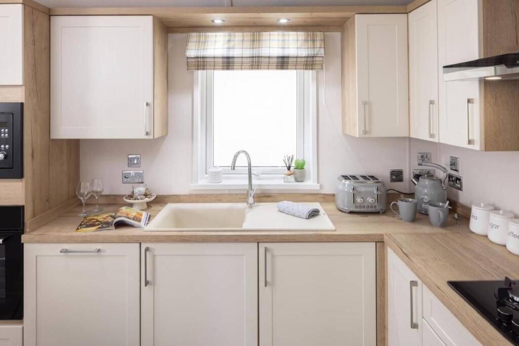Additional property image - Blackford, Cumbria, CA6 4EA