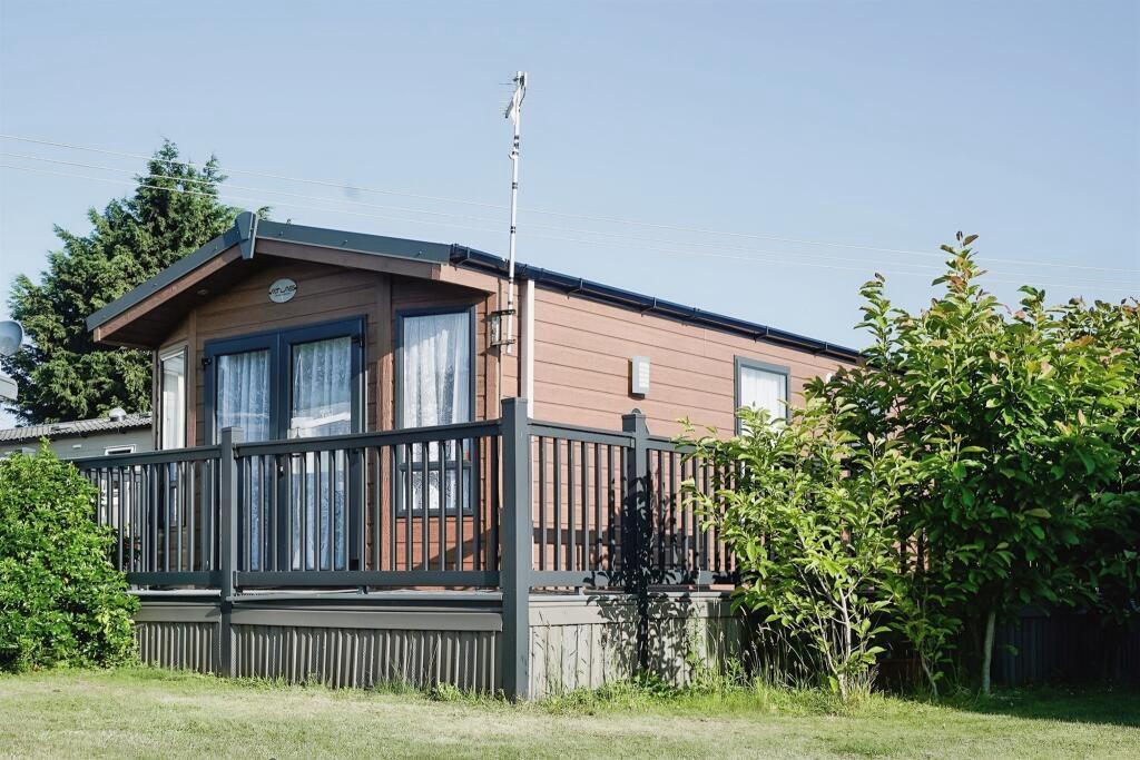 Main image of property: MIll Lane, Hawksworth, Leeds, LS20 8PQ