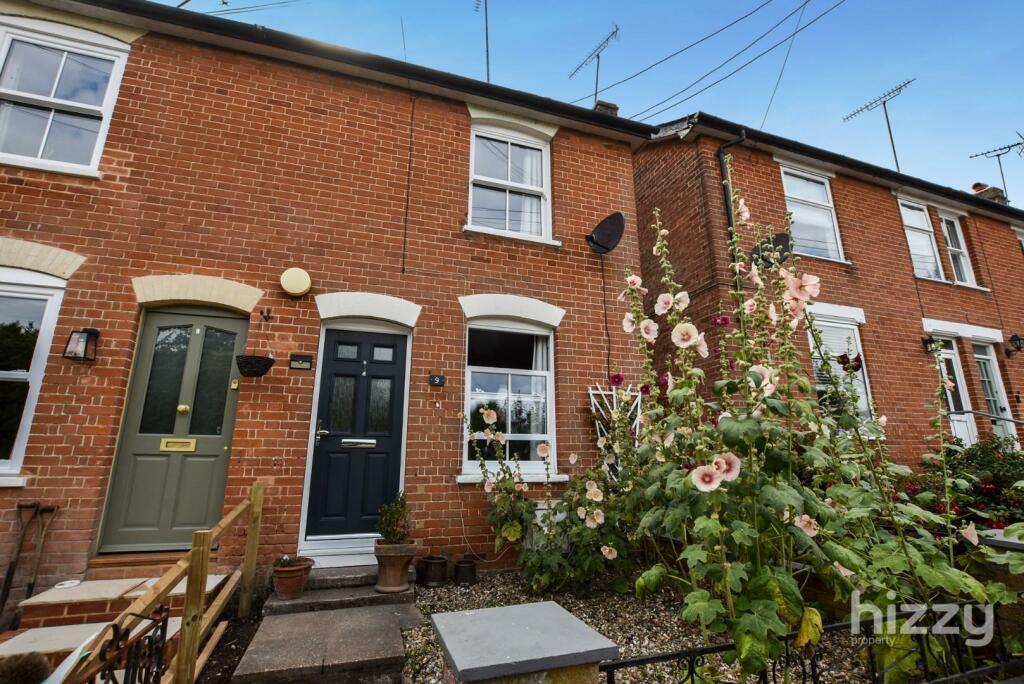 2 bedroom end of terrace house for sale in Castle Road, Hadleigh, IP7