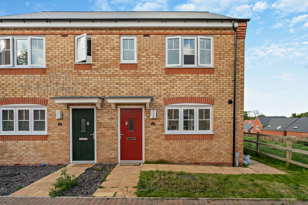 3 bedroom semidetached house for sale in Monksmoor Road, Lightmoor