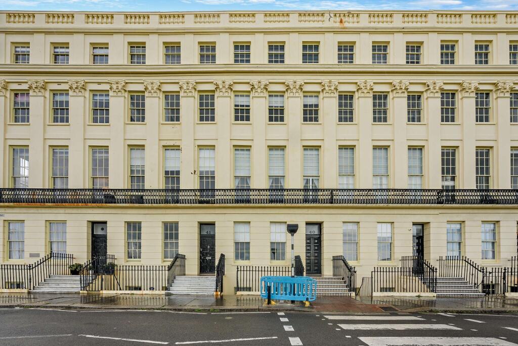 Main image of property: 40 Brunswick Terrace, Hove, Avon, BN3