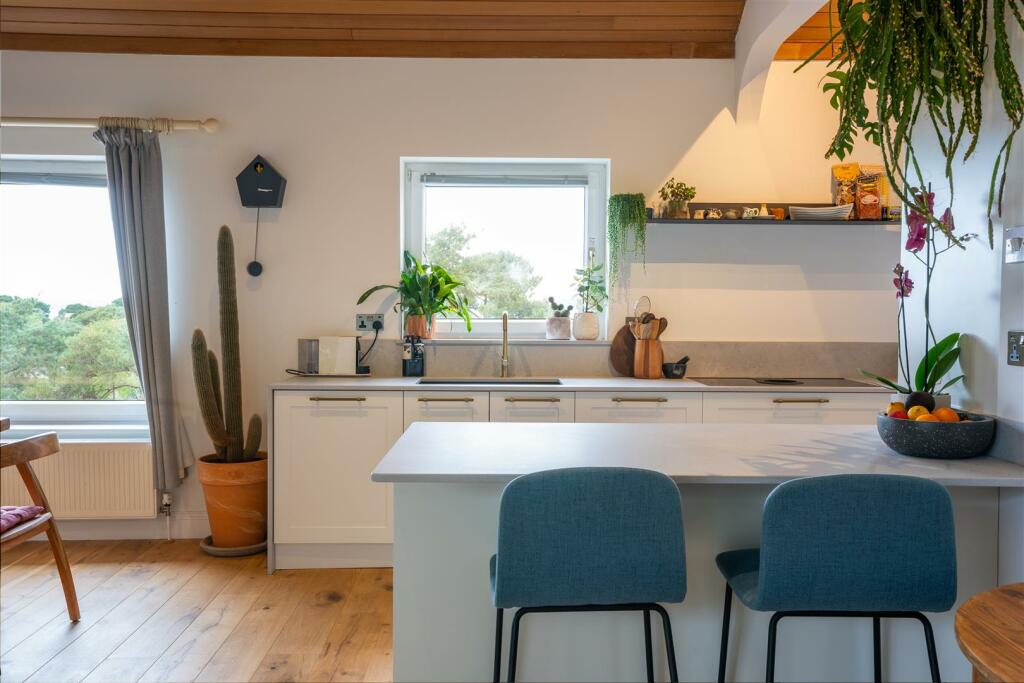 Additional property image - 14 Seacombe Road, Sandbanks, Poole