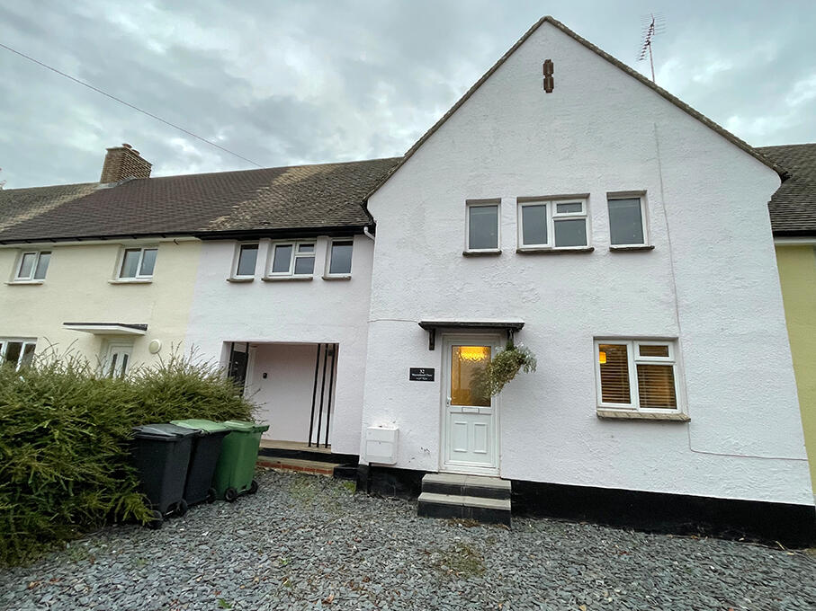 Main image of property: Weaverhead Close, Thaxted, DUNMOW