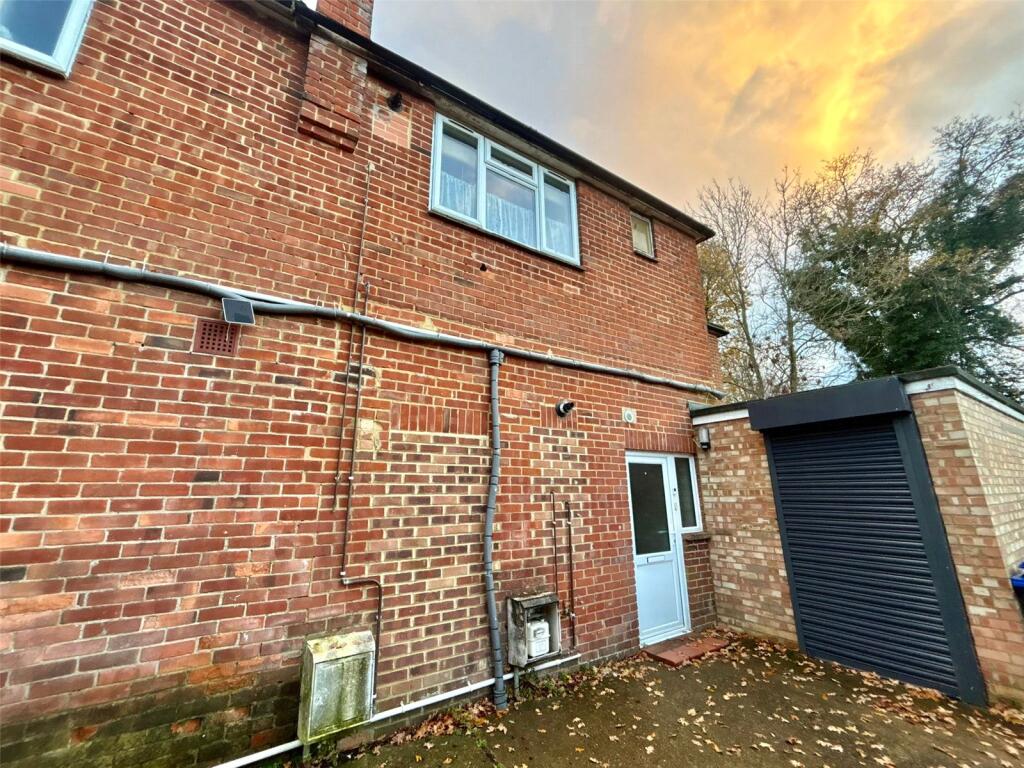 Main image of property: Cove Road, Farnborough, Hampshire, GU14