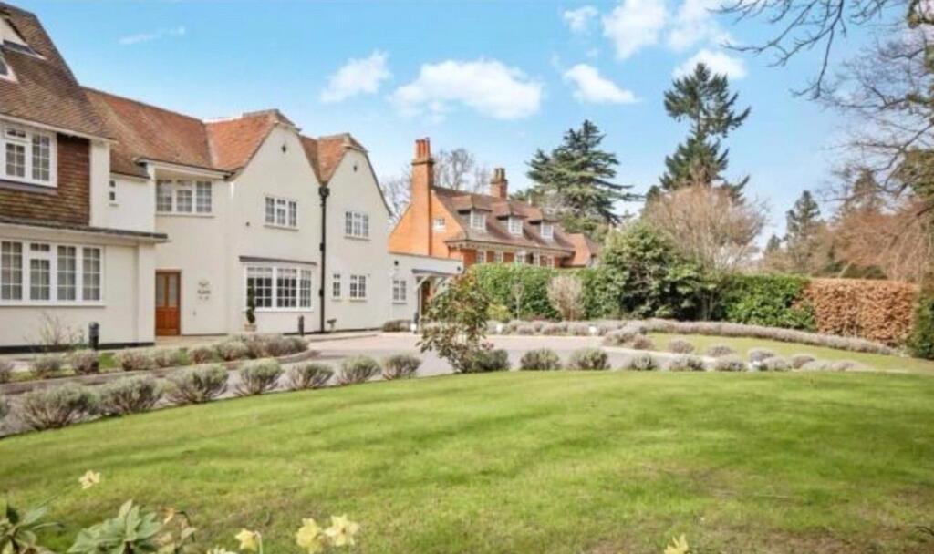 Main image of property: Tilford Road, Farnham, Surrey, GU9