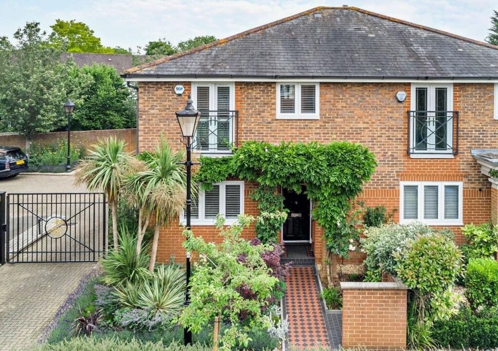 Main image of property: Chaucer Close, Windsor, Berkshire