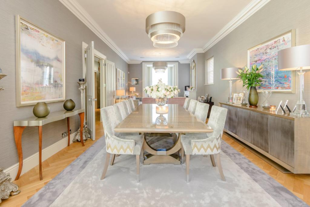 7 bedroom detached house for sale in Dorset Road, Windsor, Berkshire, SL4