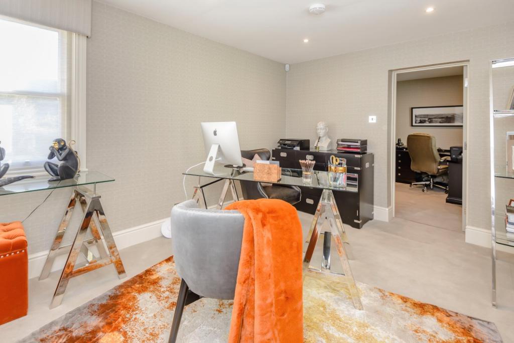 7 bedroom detached house for sale in Dorset Road, Windsor, Berkshire, SL4