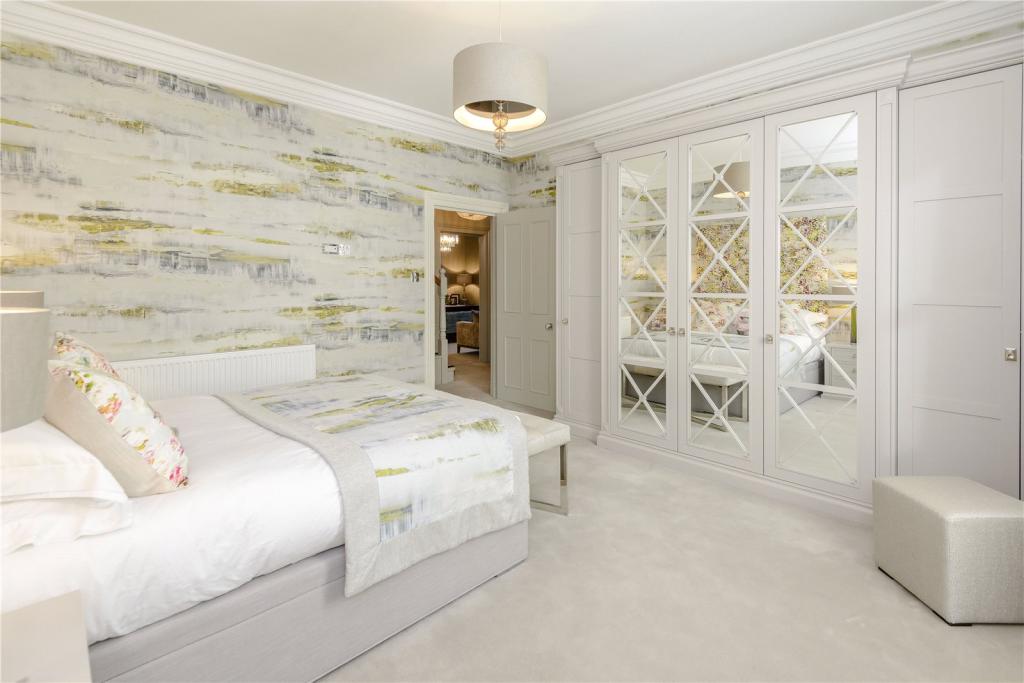 7 bedroom detached house for sale in Dorset Road, Windsor, Berkshire, SL4