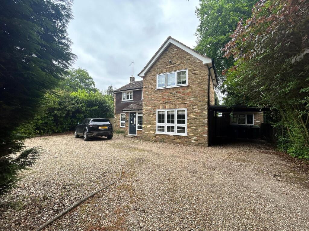 Main image of property: Knoll Close, Fleet, Hampshire, GU51