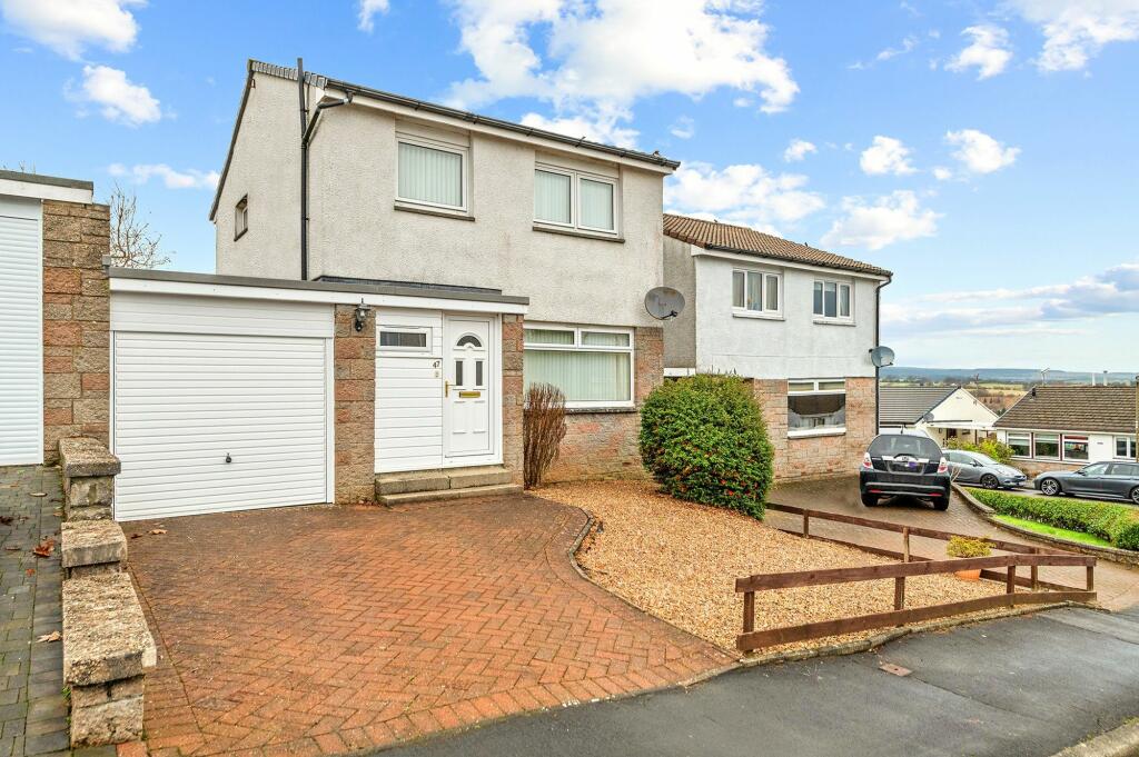 3 bedroom link detached house for sale in Braemar Avenue, Dunblane, FK15