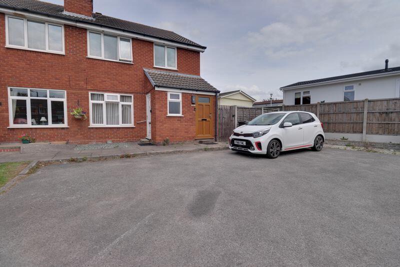 2 bedroom apartment for sale in Heron Close, Coven, Wolverhampton, WV9