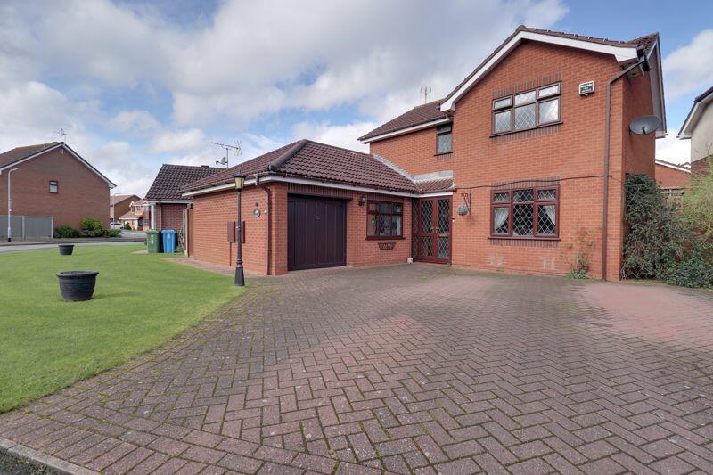 4 bedroom detached house for sale in Grocott Close, Penkridge