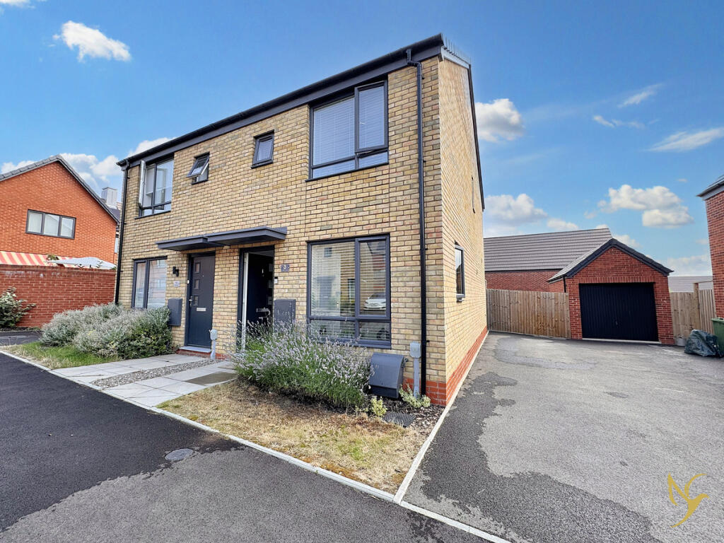 Main image of property: 3 Strothers Avenue, Malvern, Worcestershire, WR14 3RS
