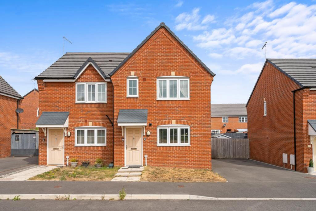 Main image of property: 66 Porthouse Rise, Bromyard, HR7 4FS