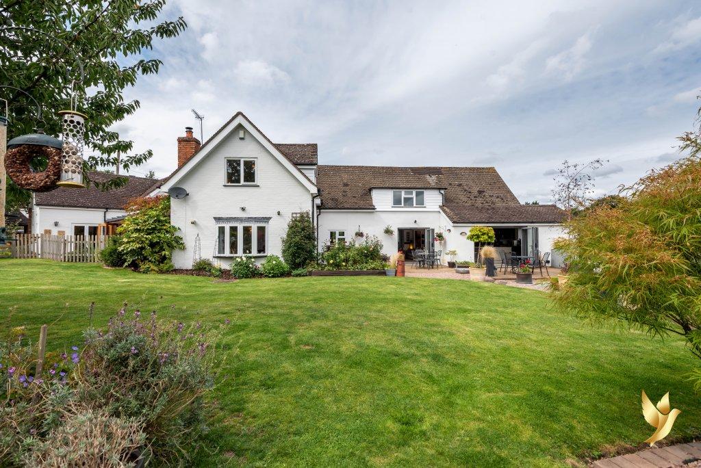 5 bedroom detached house for sale in Prickley Green Cottage, Prickley Green, Martley, 