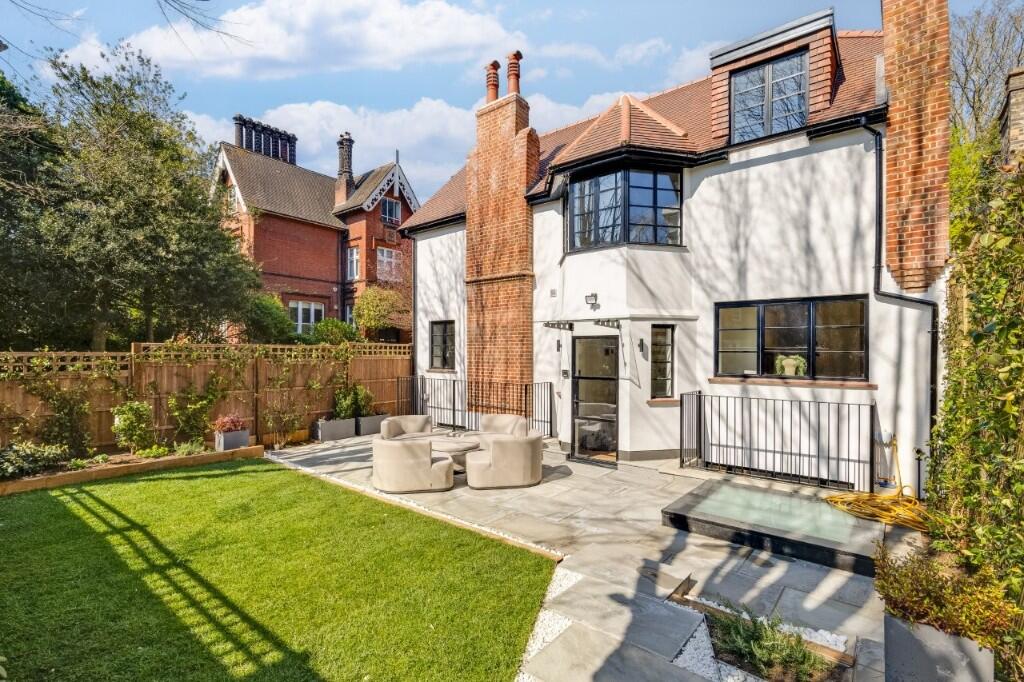 Main image of property: NETHERHALL GARDENS, HAMPSTEAD, NW3